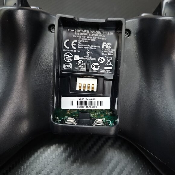 Microsoft Xbox 360 Wireless Gaming Controller - Black (Model 1403) - Untested - Picture 7 of 9